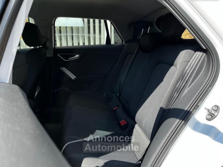 Audi Q2 15 35 TFSI 150 DESIGN S-TRONIC BVA Sièges Chauffants - 11