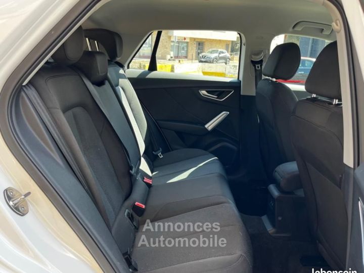 Audi Q2 15 35 TFSI 150 DESIGN S-TRONIC BVA Sièges Chauffants - 12