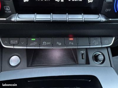 Audi Q5 55 TFSIe Hybrid PHEV 367ch S tronic 7 Quattro line   - 43