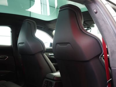 Audi e-tron GT RS 598 ch quattro S Extended   - 10