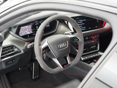 Audi e-tron GT RS 598 ch quattro S Extended   - 17
