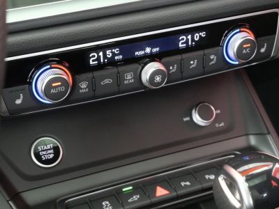 Audi Q3 Sportback 45 TFSIe 245 ch S tronic 6 S line   - 6