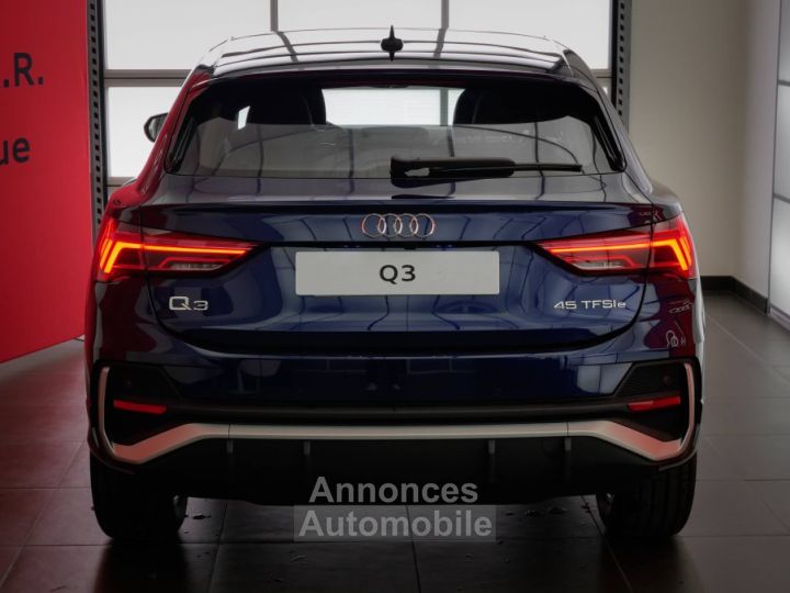 Audi Q3 Sportback 45 TFSIe 245 ch S tronic 6 S line - 17