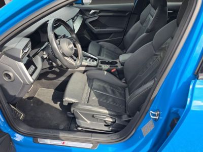 Audi A3 40 TFSI e S tronic S line • Hybride rechargeable • Toit pano • Caméra   - 11