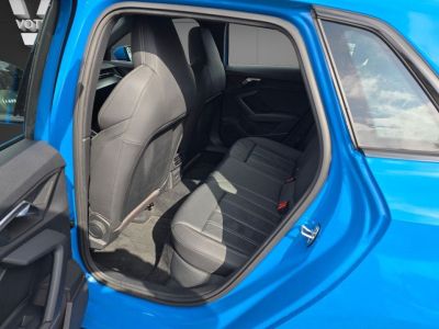 Audi A3 40 TFSI e S tronic S line • Hybride rechargeable • Toit pano • Caméra   - 12