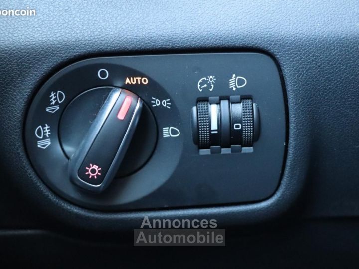 Audi A1 14 TFSI 122 AMBIENTE - 12