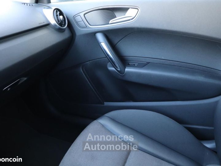 Audi A1 14 TFSI 122 AMBIENTE - 17
