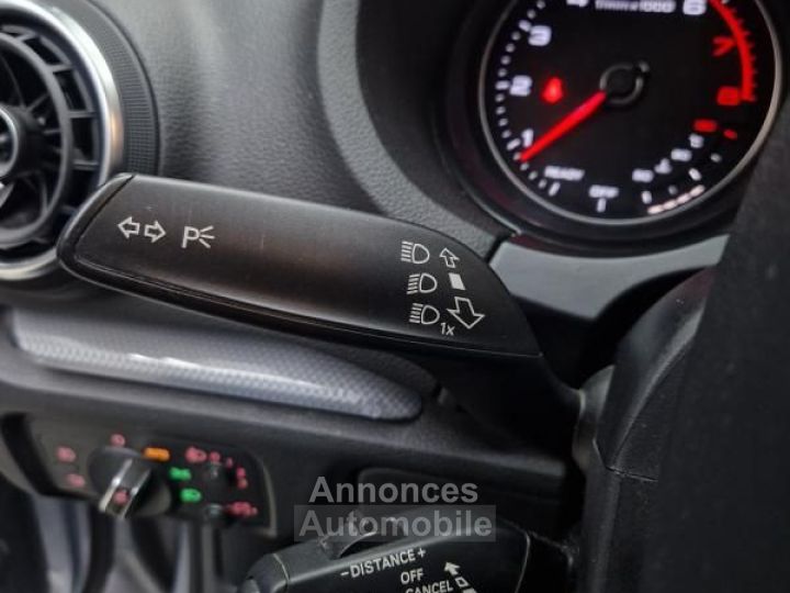 Audi A3 14 COD TFSI 150 BUSINESS LINE S-TRONIC BVA - 15
