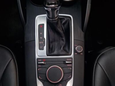 Audi A3 14 COD TFSI 150 BUSINESS LINE S-TRONIC BVA   - 18
