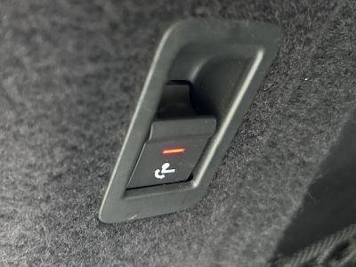 Audi A4 Avant 20 35 TDI 163 - S line S-tronic Attelage T-O   - 19
