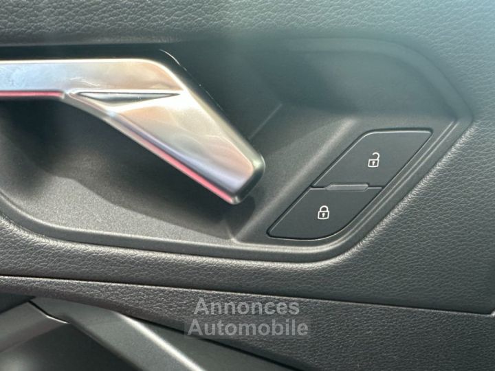 Audi RS Q3 SPORTBACK 400 ch 25 TFSI Stronic 7 Quattro ~ Pack ~ Pack Carbone int ~ Toit ouvrant ~ Bang Olufsen - 17