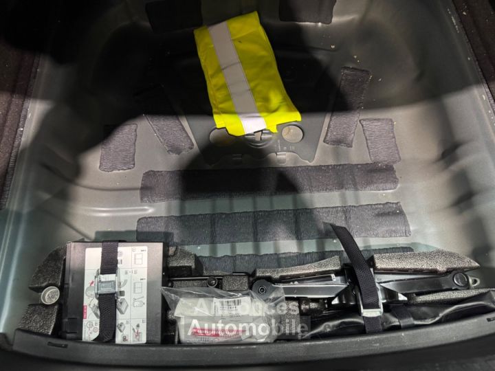 Audi A3 BERLINE 35 TFSI Mild Hybrid 150 S tronic 7 Design Luxe - 20