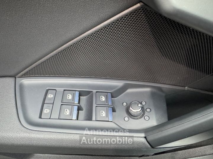 Audi A3 BERLINE 35 TFSI Mild Hybrid 150 S tronic 7 Design Luxe - 27