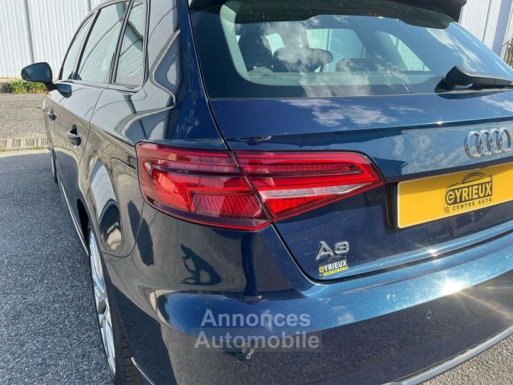 Audi A3 Sportback 30 TFSI 116 S tronic 7 Midnight Series - 39