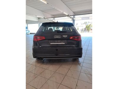 Audi A3 Sportback 14 TFSI - 140 - BV S-Tronic 7 8V S line   - 5