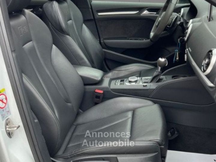 Audi RS3  SPORTBACK 25TFSI 400 CH QUATTRO TOIT OUVRANT &amp; PANORAMIQUE S-TRONIC 7 SIEGES SPORT &amp; CHAUFFANTS - 13
