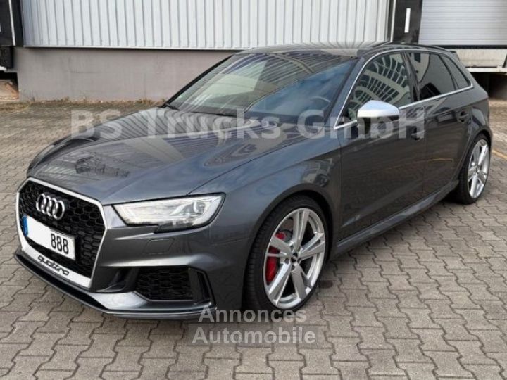 Audi RS3 Sportback 25 TFSI Quattro 400cv - 1