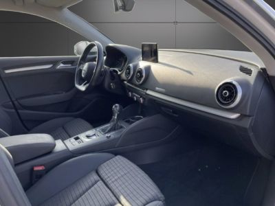 Audi A3 Sportback 35 TDI 150ch S line - AppleCarPlay   - 14