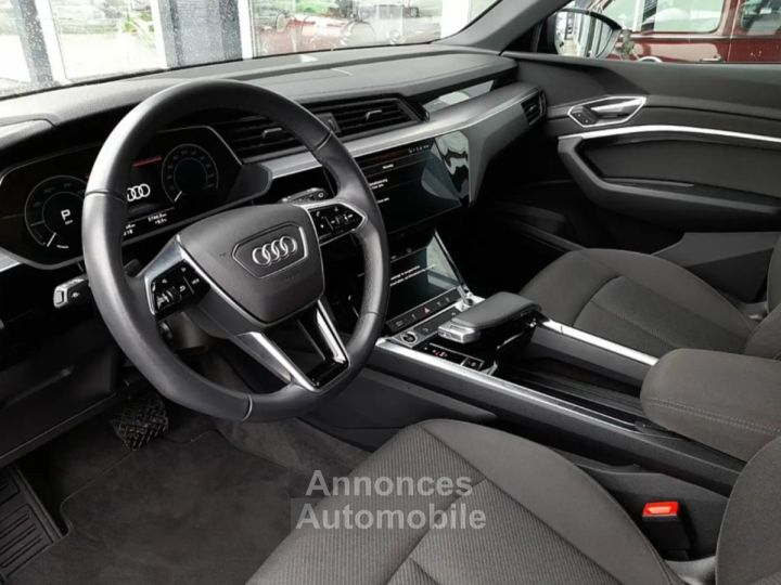 Audi e-tron 50 e-quattro S Line 313ch - 9