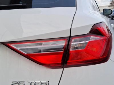 Audi A1  Sportback II 25 TFSI 95ch S line S tronic 7   - 17