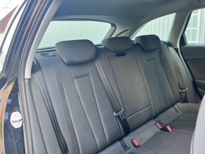 Audi A4 Avant 30 tdi 136 cv s tronic business line   - 11