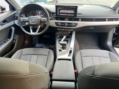 Audi A4 Avant 30 tdi 136 cv s tronic business line   - 13