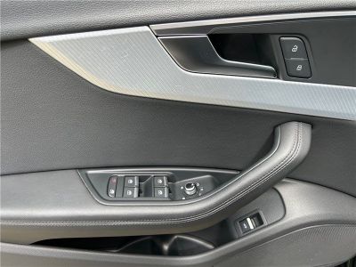 Audi A4 Allroad QUATTRO Quattro V6 30 TDI 272 DPF Tiptronic 8 Design Luxe   - 21