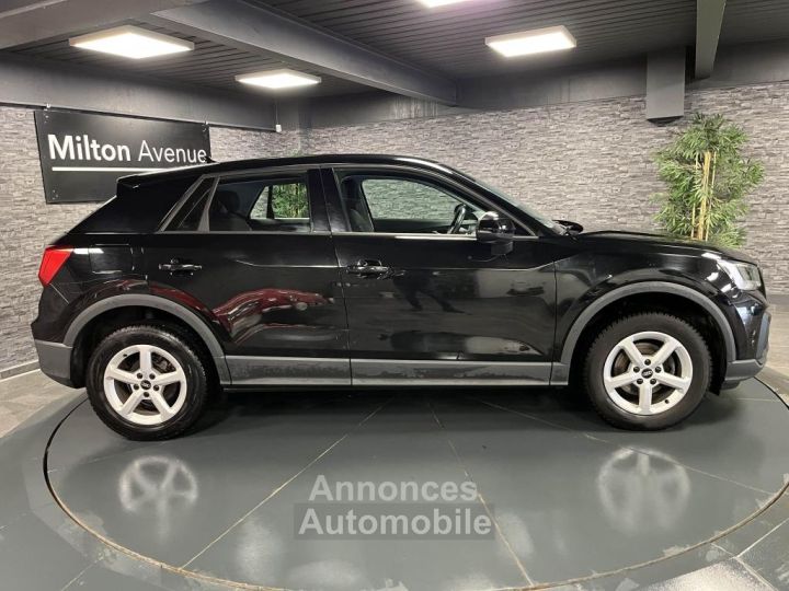 Audi Q2 15 35 TFSI - 150 - BV S-tronic Business line - 6