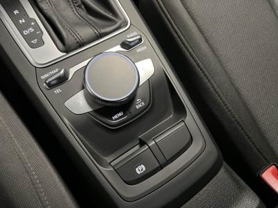 Audi Q2 15 35 TFSI - 150 - BV S-tronic Business line   - 17