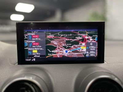 Audi Q2 15 35 TFSI - 150 - BV S-tronic Business line   - 18