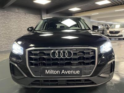 Audi Q2 15 35 TFSI - 150 - BV S-tronic Business line   - 37