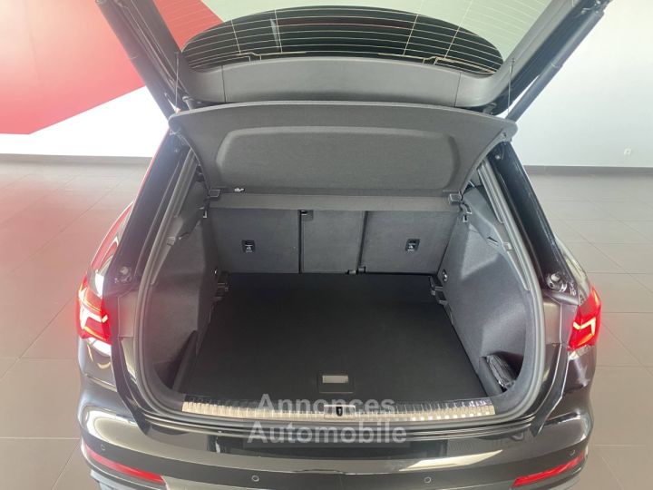 Audi Q3 35 TFSI 150 ch S tronic 7 S line - 46