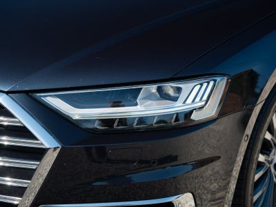 Audi A8 55 TFSI Quattro   - 11