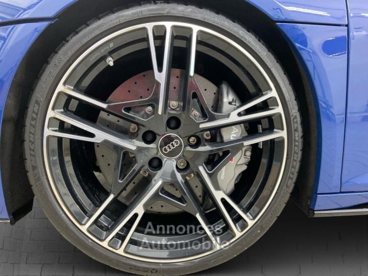 Audi R8 Spyder V10 52 FSI 570 S tronic 7 RWD Performance - 11