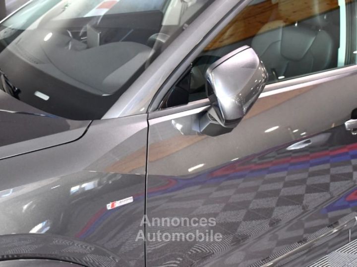 Audi Q2 S-Line Design Luxe 35 TFSI 150 S-Tronic GPS Virtual Caméra TO Hayon Pré Sense Car Play JA 17 - 11