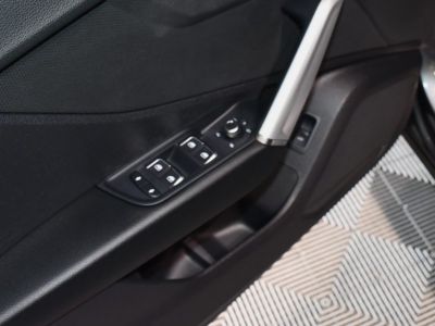 Audi Q2 S-Line Design Luxe 35 TFSI 150 S-Tronic GPS Virtual Caméra TO Hayon Pré Sense Car Play JA 17   - 13