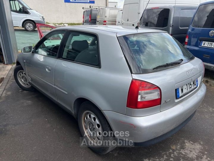 Audi A3 EVOLUTION 16i Attraction - 5