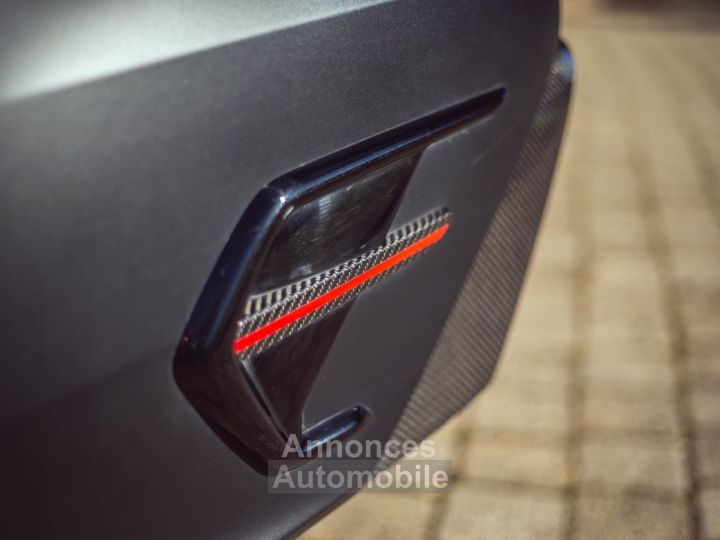 Audi RS6 RS6-R ABT Avant 1 OF 125 40 V8 TFSI 740 ch Quattro Tiptronic 8 - 40
