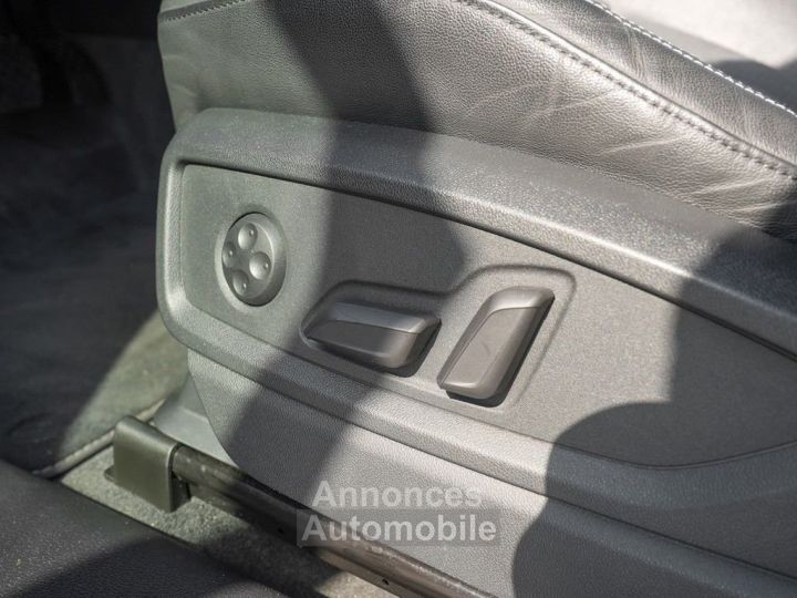 Audi Q5 50 TFSIe 299 S tronic 7 Quattro S line - 12