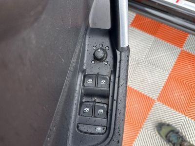 Audi Q2 30 TDI BVA 116 S LINE   - 28