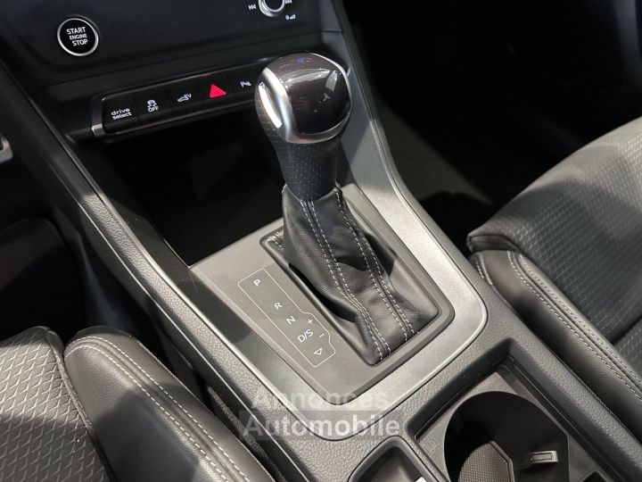 Audi Q3 Sportback 45 TFSIe  245 ch S tronic 6 S line - 16