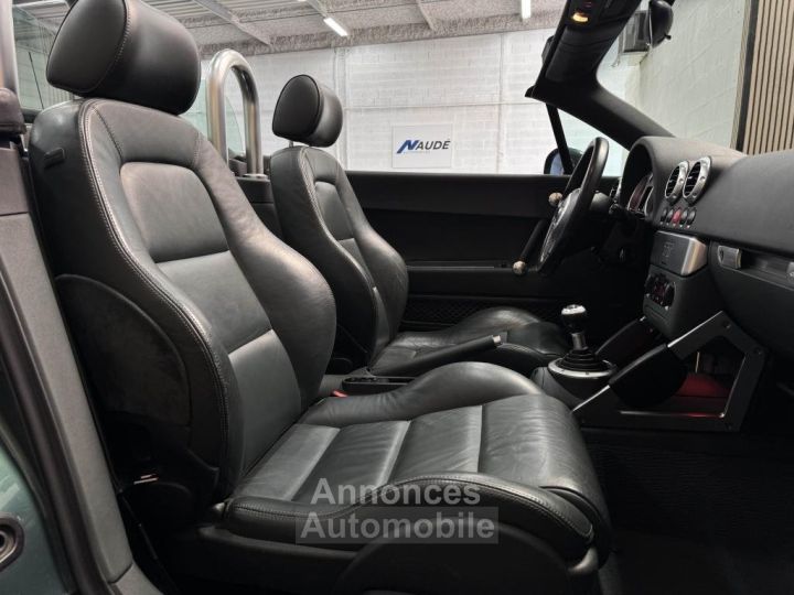 Audi TT Roadster Quattro 18i 225 CH - 16