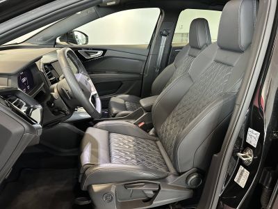 Audi Q4 E-Tron 40 204 ch 82 kW S line   - 12