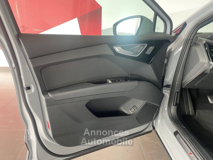 Audi Q4 E-Tron 45 285 ch 82 kWh S line - 12