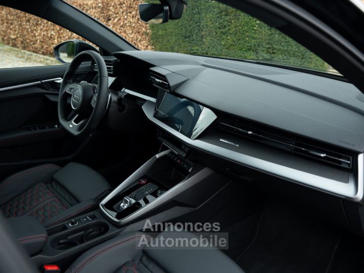 Audi RS3 Sedan - 35