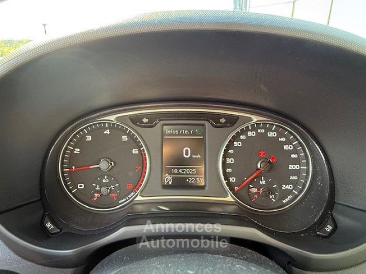 Audi A1 10 TFSI 95CH ULTRA MIDNIGHT SERIES - 12
