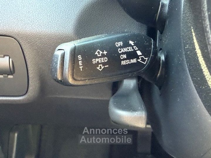 Audi A1 10 TFSI 95CH ULTRA MIDNIGHT SERIES - 14