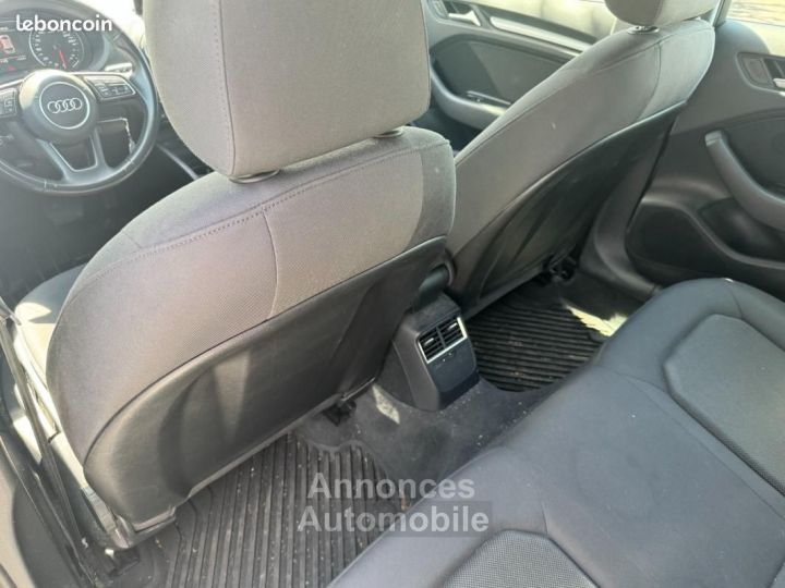 Audi A3 Sportback 15 TFSI 150 BUSINESS LINE BVA 2EME MAIN - 13