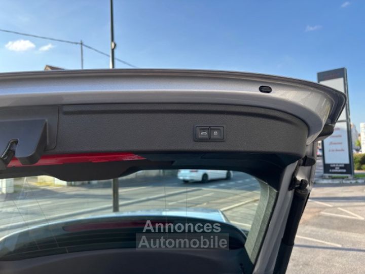 Audi A3 Sportback AUDI A3 III (2) SPORTBACK 35 TFSI 150 7CV COD DESIGN LUXE S TRONIC 7 - 7