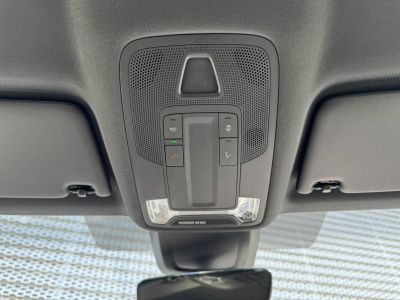 Audi A3 ALLSTREET Allstreet 40 TFSI e Hybride rechargeable 204 S tronic 6 Avus   - 26